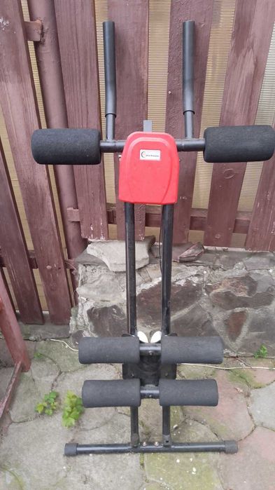 aparat pentru exercitii abdominale