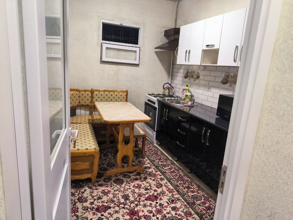 Куйлюк 4. 1/1/9. Зал 5×5. 42м²