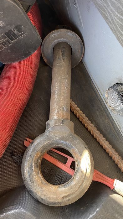 Запчасти продам серги на дышло