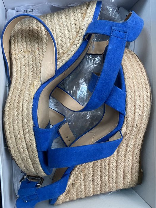 Женская обувь