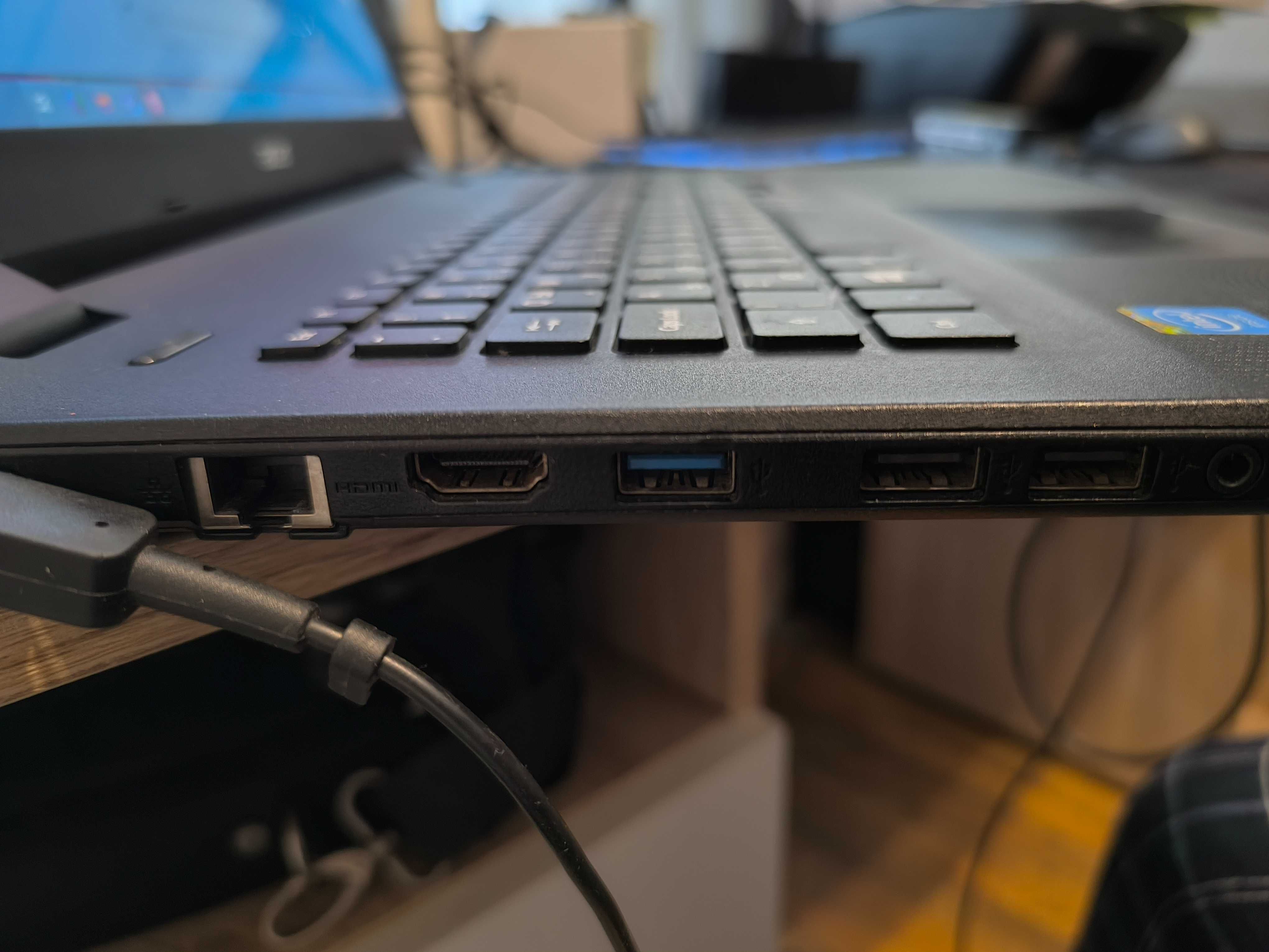 Лаптоп Acer Celeron