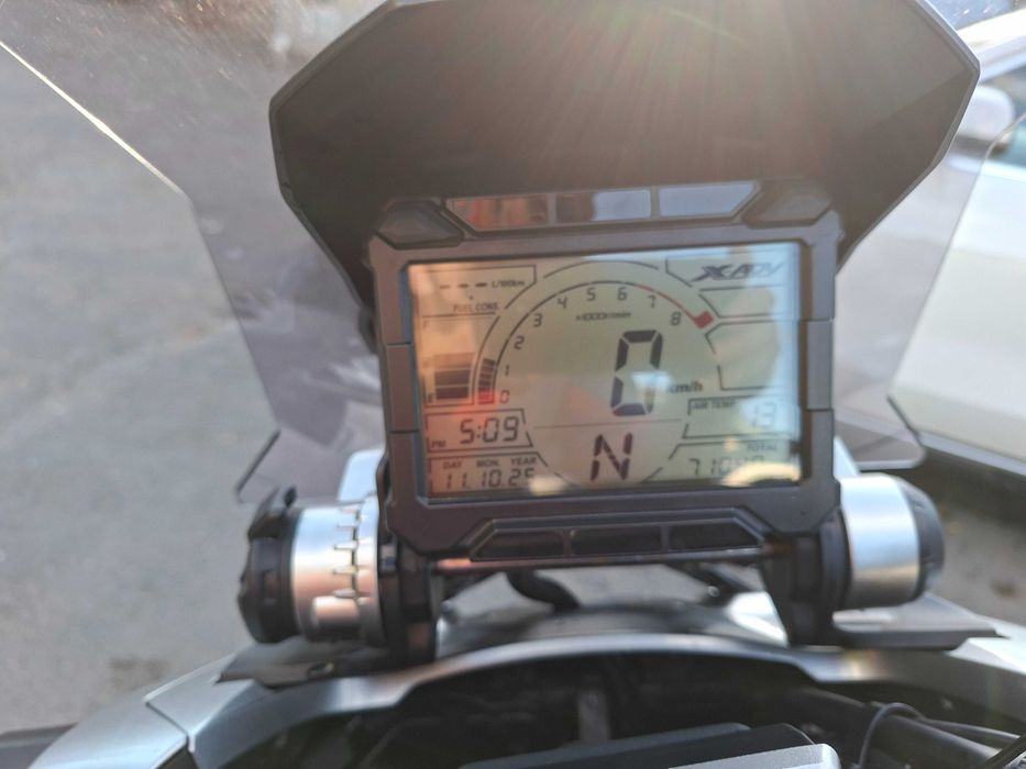 Vand honda x adv 750