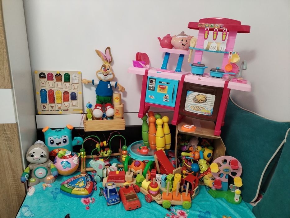 Lot jucării interactive