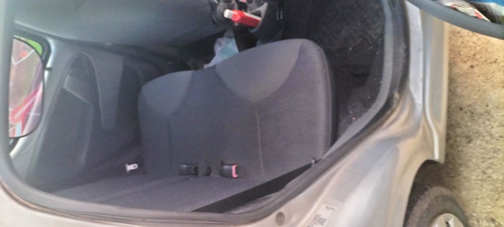 Peugeot 107 euro 4 1.0 benzina