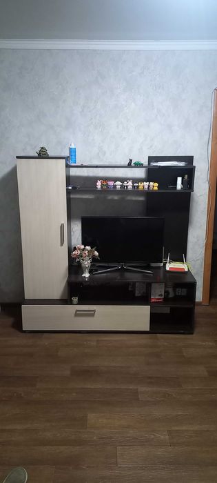 Продам мини стенку б/у