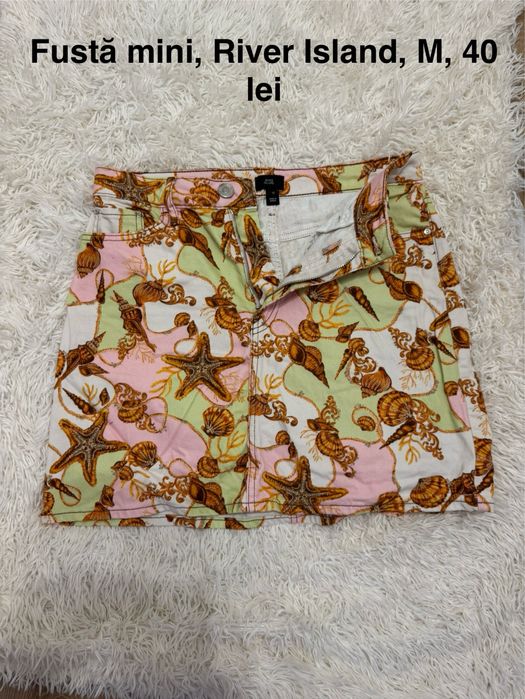 Fuste si pantaloni scurti de vanzare