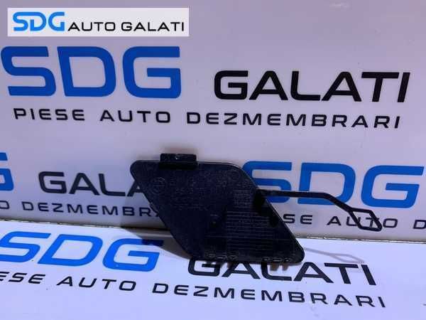 Capac Cui Carlig Infiletant Spoiler Bara Spate BMW Seria 3 F30 F80 2011 - 2019 Cod 7301464
