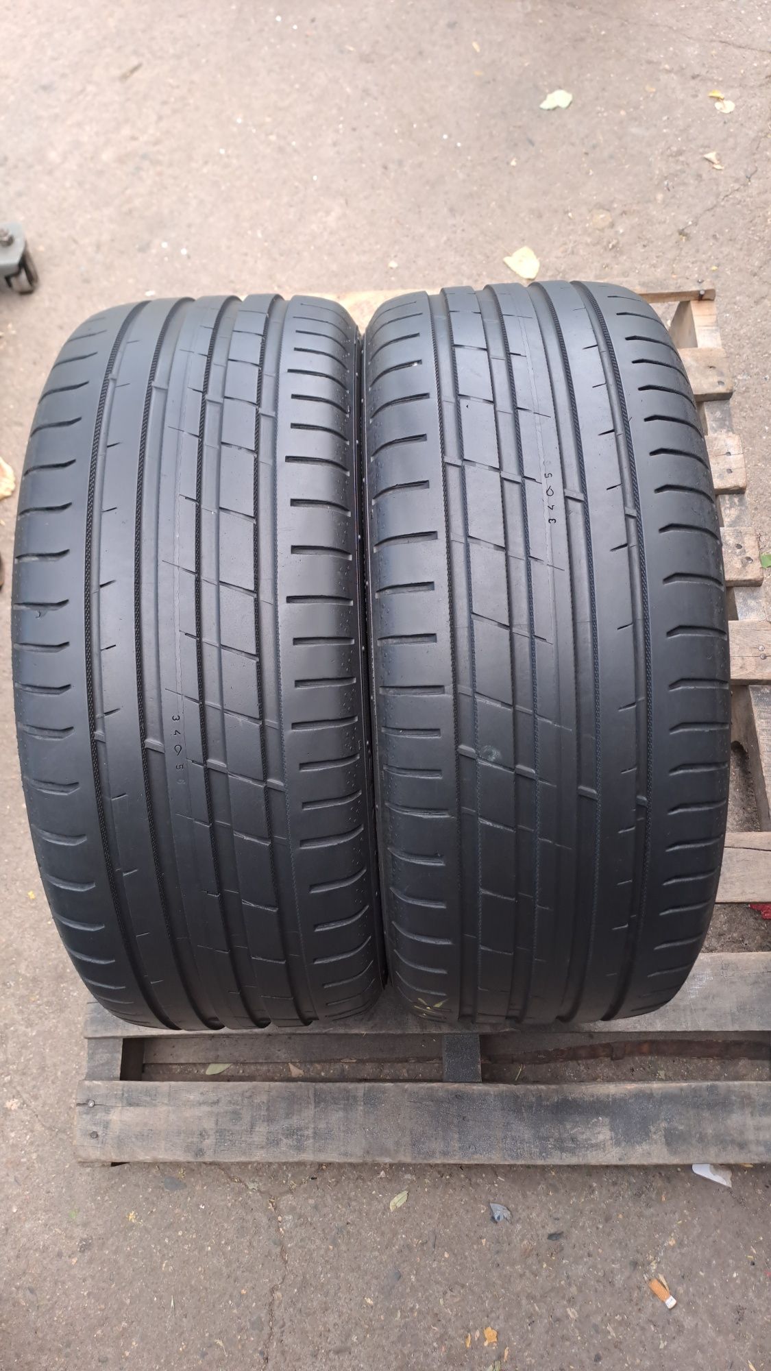 2бр. 225/45/17 Nokian Powerproof