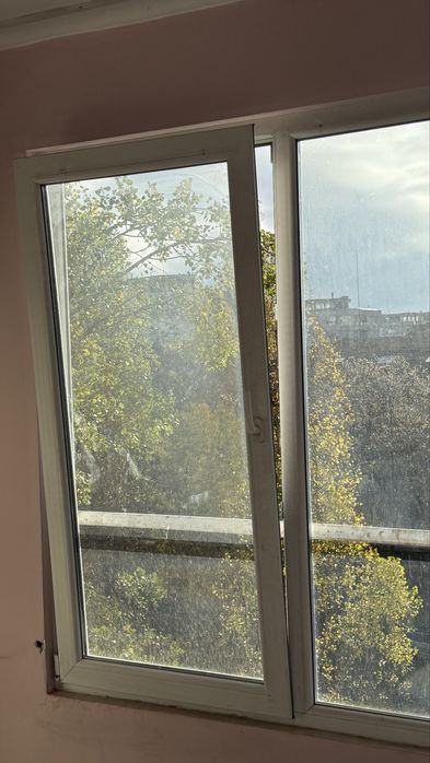 Бял прозорец PVC