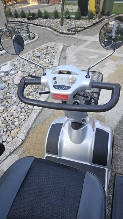 Scooter Electric cu 4 Roți persoane dizabilitati