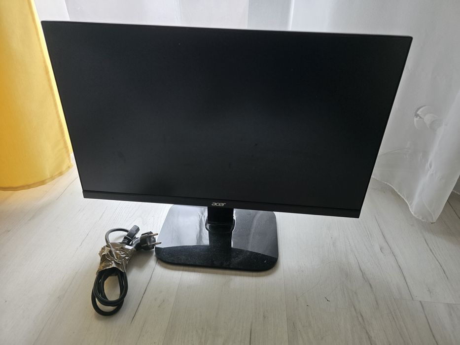 PC Calculator Gaming RGB Amd Ryzen Tastatura Razer + Monitor