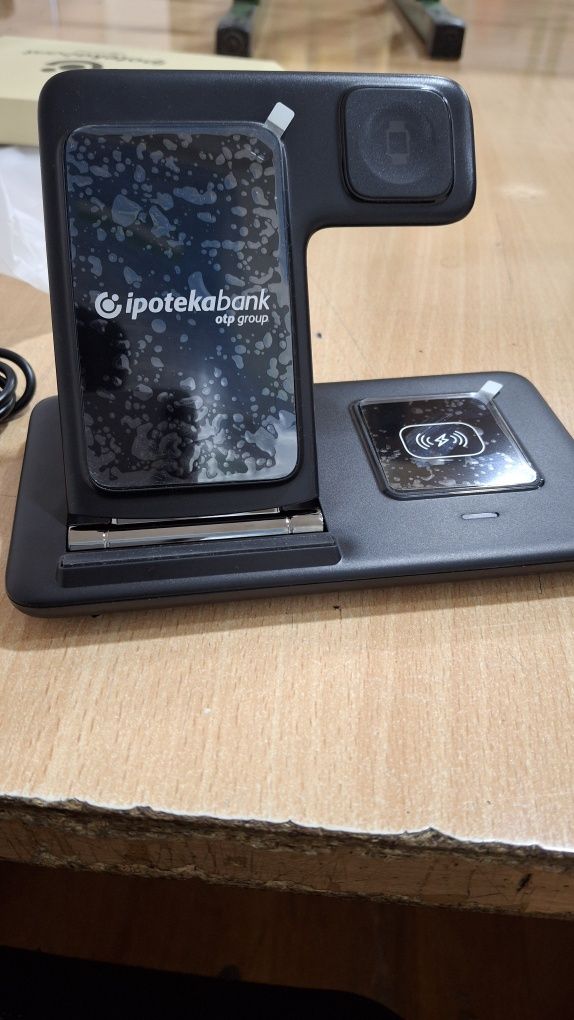 Iphone  simsiz zaryadchik