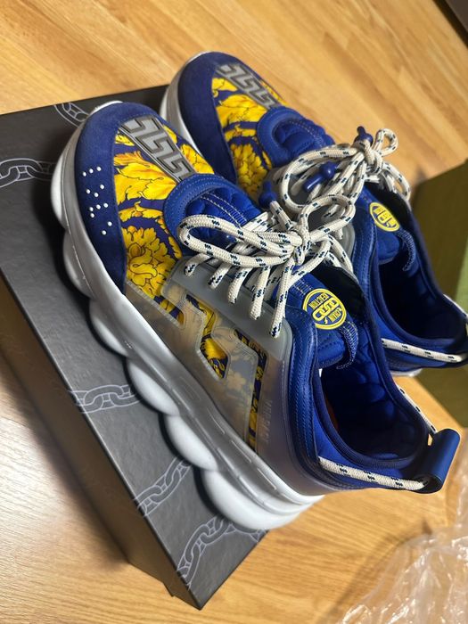 Adidasi chain reaction