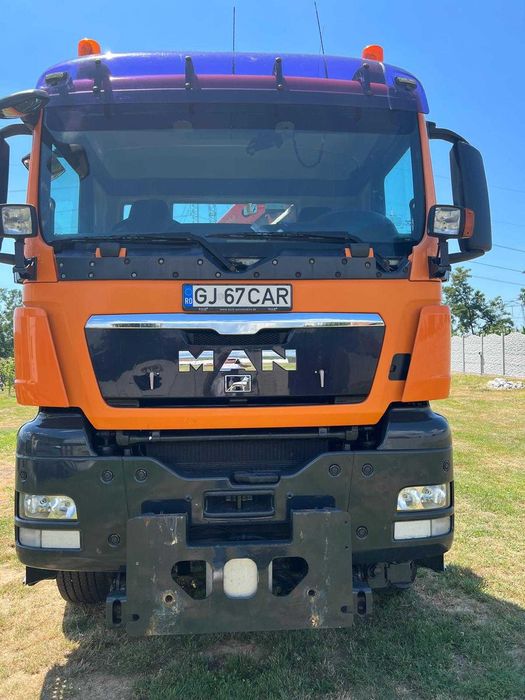 MAN TGS 18.360 4x4 – Basculantă + Macara + Sărărița și Plug