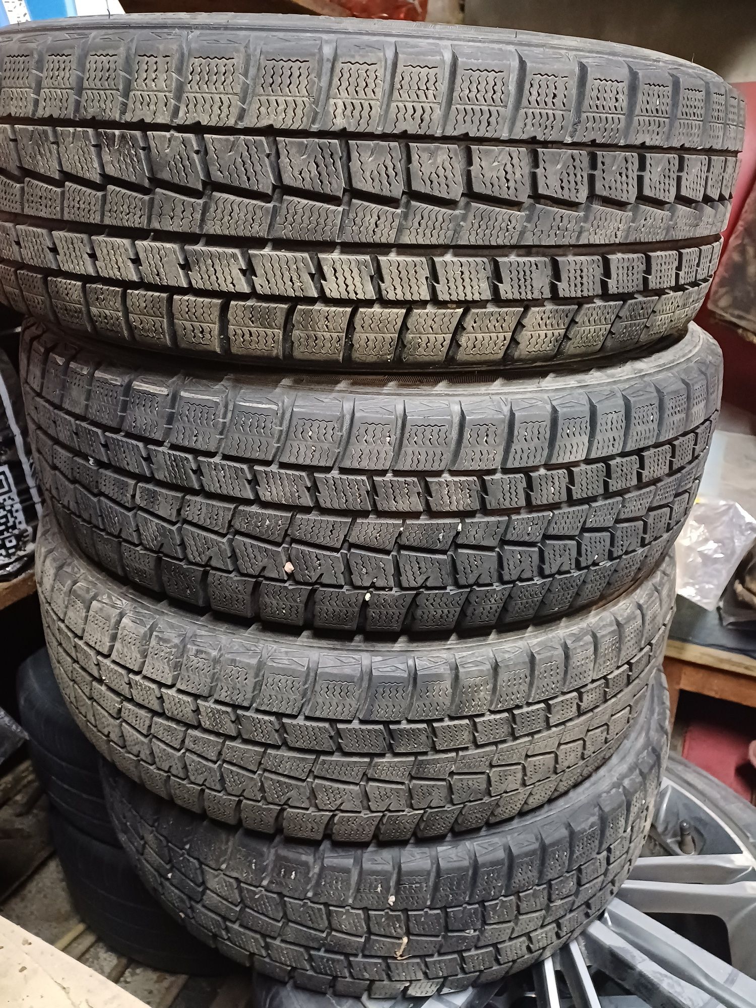 Зимние шины 175-60R16