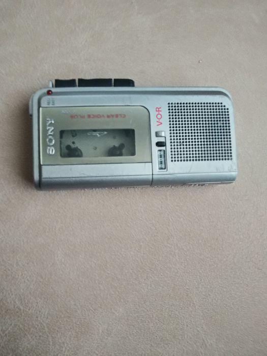 Radio casetofon SANYO