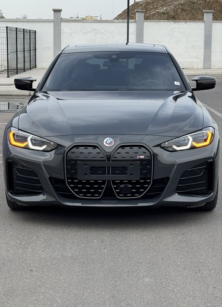 Bmw i4 M50 Germany dual motor 5.700probeg