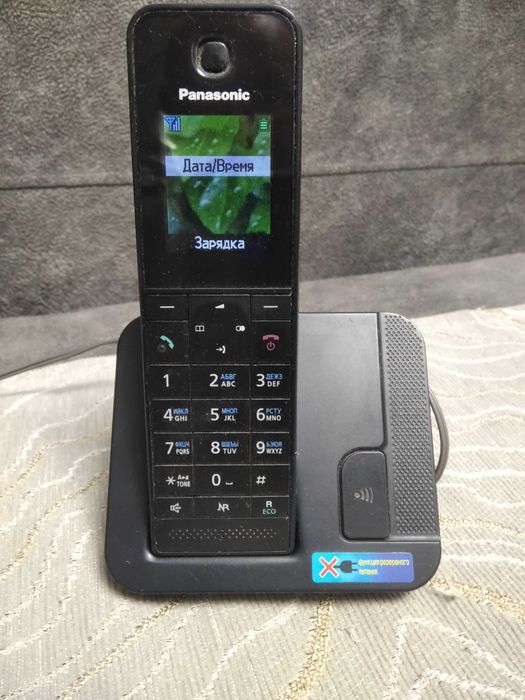 Радио-телефон Panasonic KX-TGH210