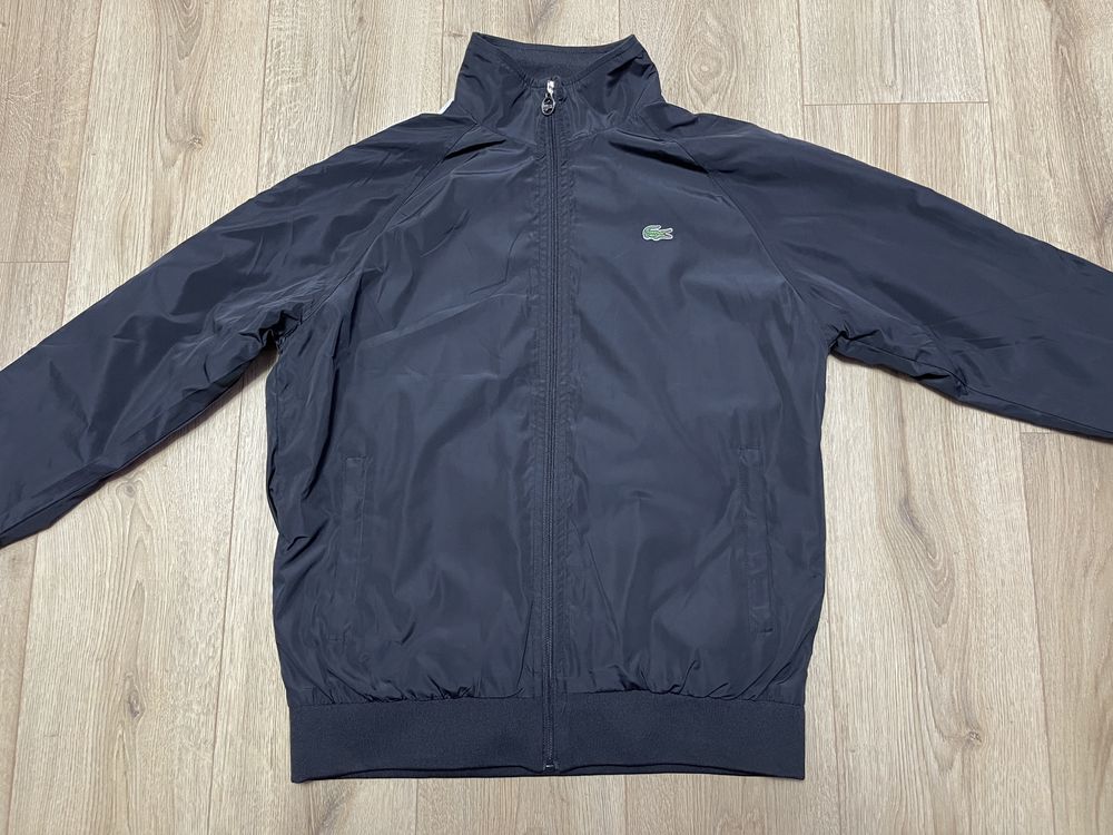 Lacoste / geaca neagra