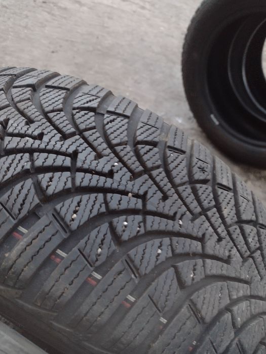 Перфектни 4бр.205/55/16 дот2022г.