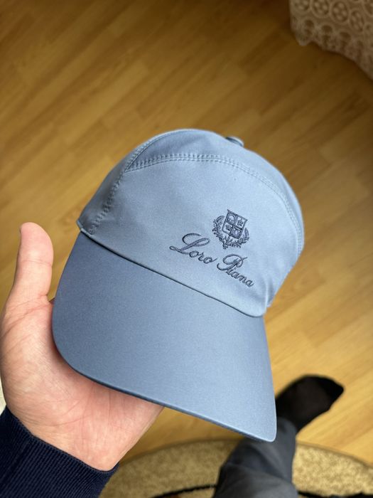 Продам кепку Lora piana оригинал XL