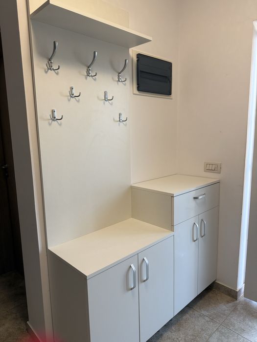 Cuier alb din pal cu MDF