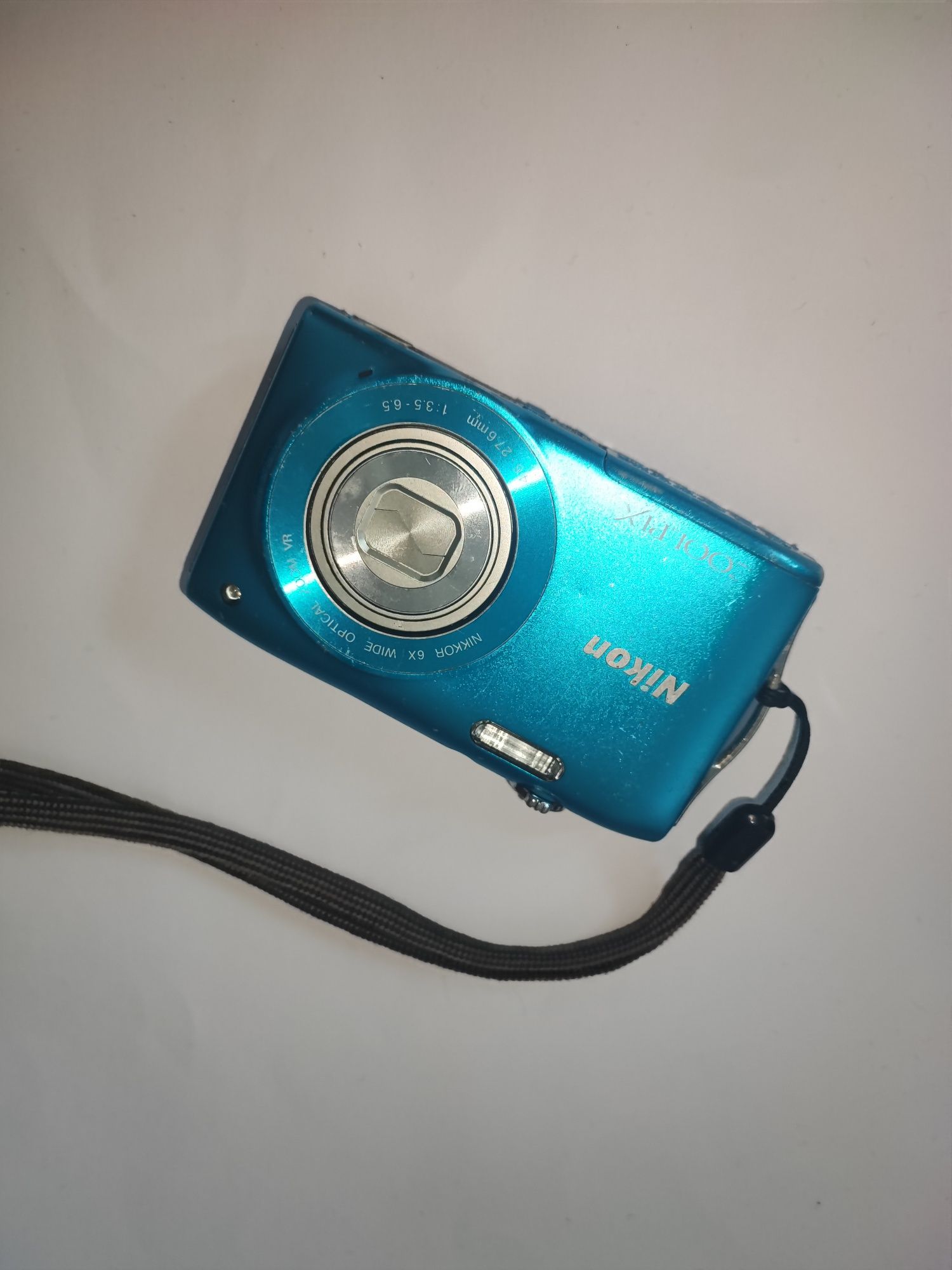 Camera foto Nikon Coolpix s3300 cu încărcător
