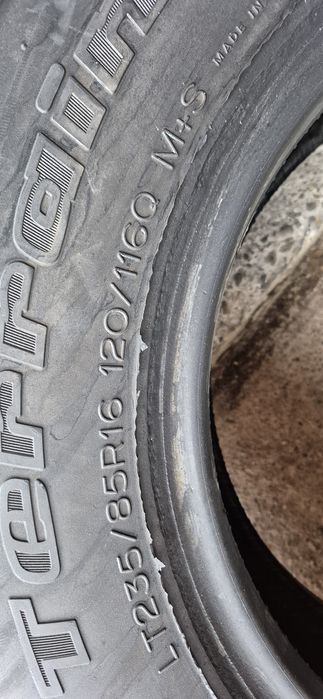 2 anvelope M+S BFGoodrich,235/85/16.Pretul este pe bucata.