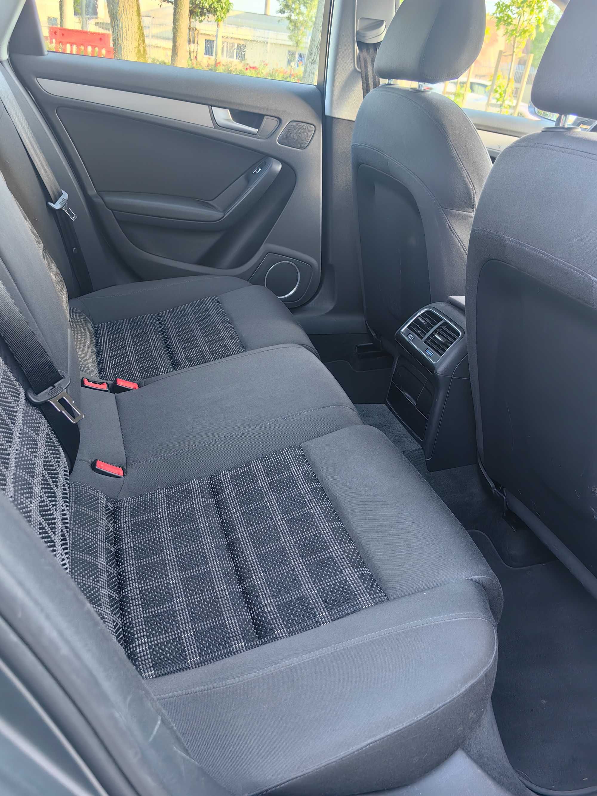 VAND AUDI A4 B 8.5 an 2013