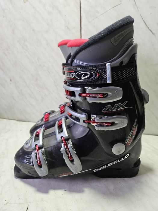 Clapari ski schi  Dalbello  mondo 27  corespunde mărimii 42