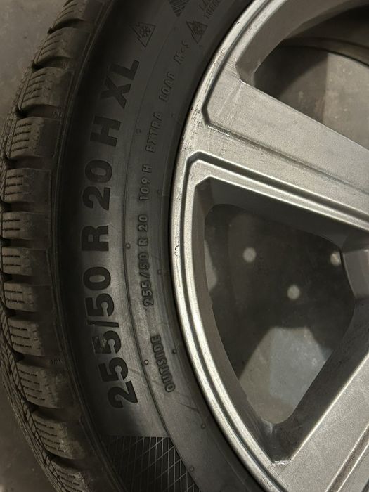 Оригинални гуми с джанти за Ауди SQ7 с датчици за налягане