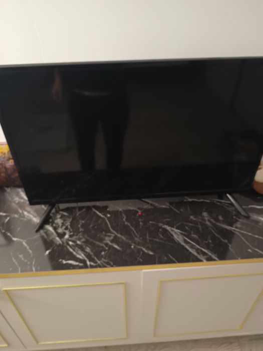 Vând tv nei  hd 81 cm stare impecabila