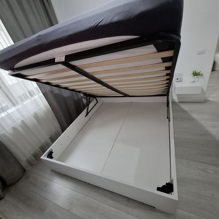 Pat dormitor cu lada de depozitare 160x200 cm alb,somiera pe pistoane