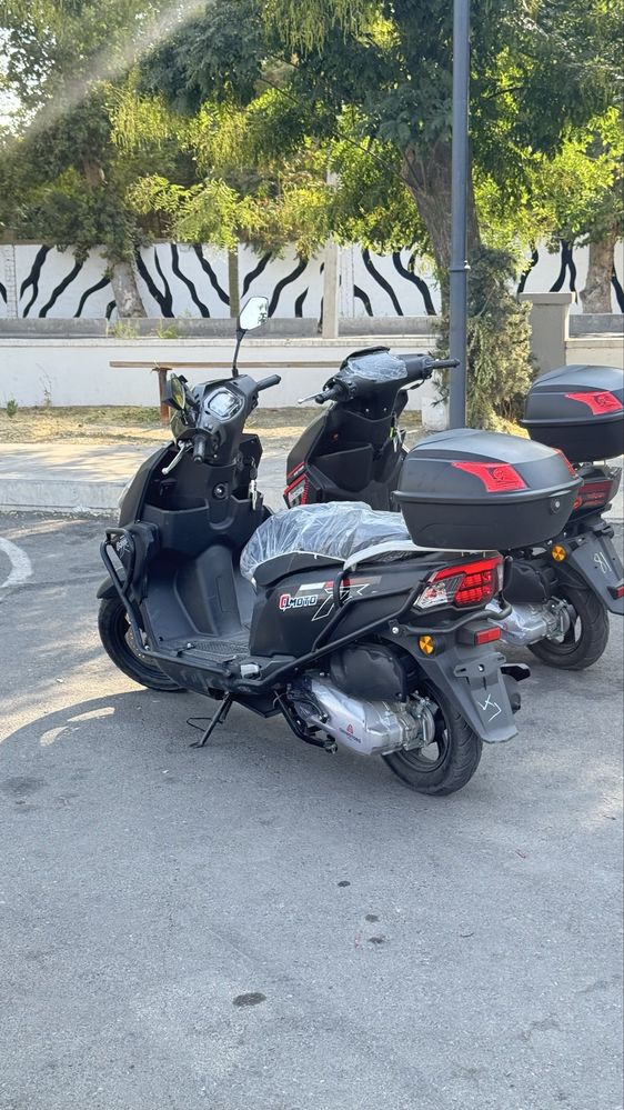 Skuter 150cc vrs model