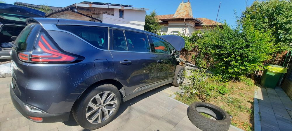 Renault Espace V 2018 1.8tce AVARIAT