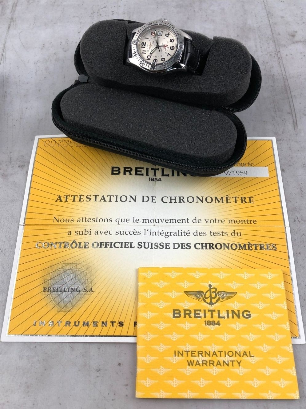 Breitling - Chronomat Colt GMT Automatic - A32350