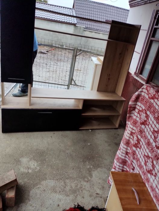 Biblioteca pentru dormitor