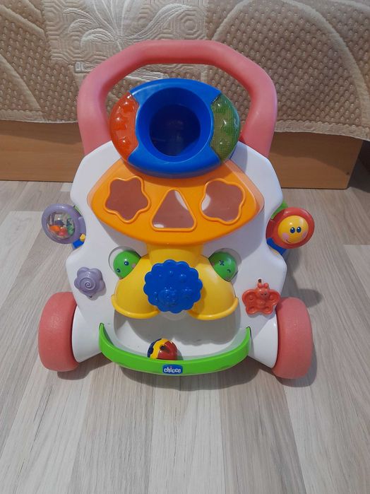 Столче за кола + проходилка - 40 лв.