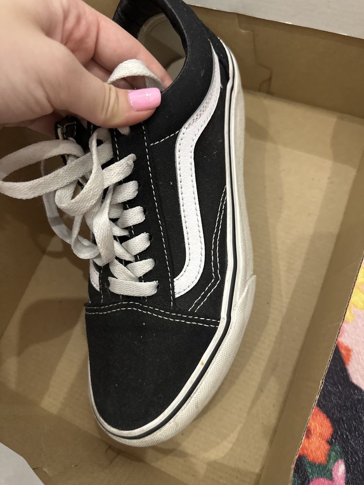 Vans черни кецове