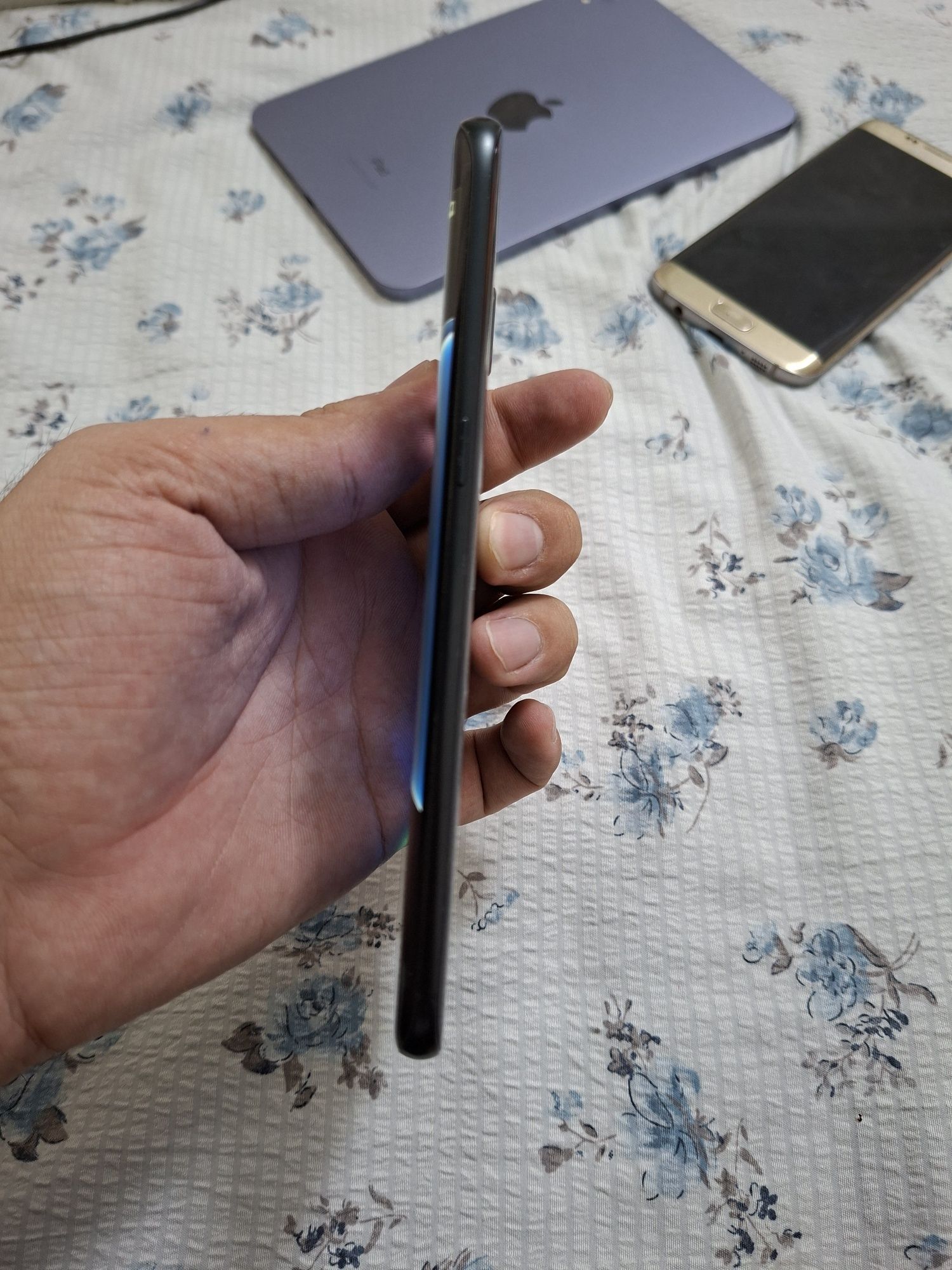 Samsung Galaxy S7 Edge 128gb black ideal