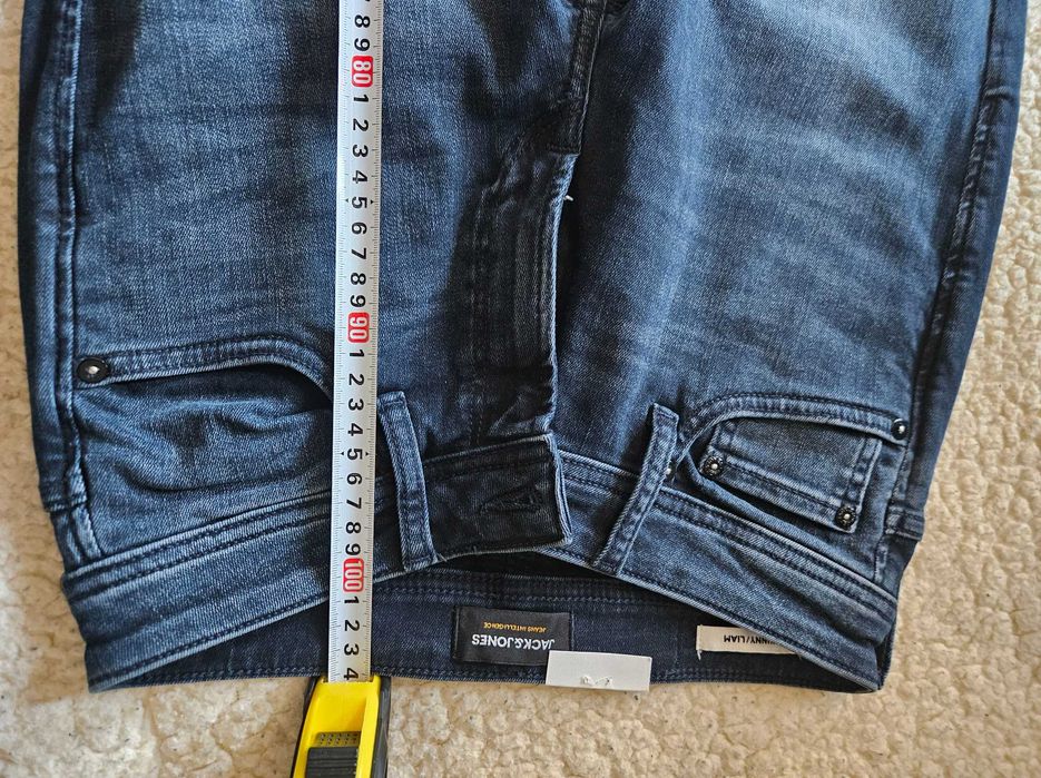 blugi jack & jones skinny W28/L32 negru