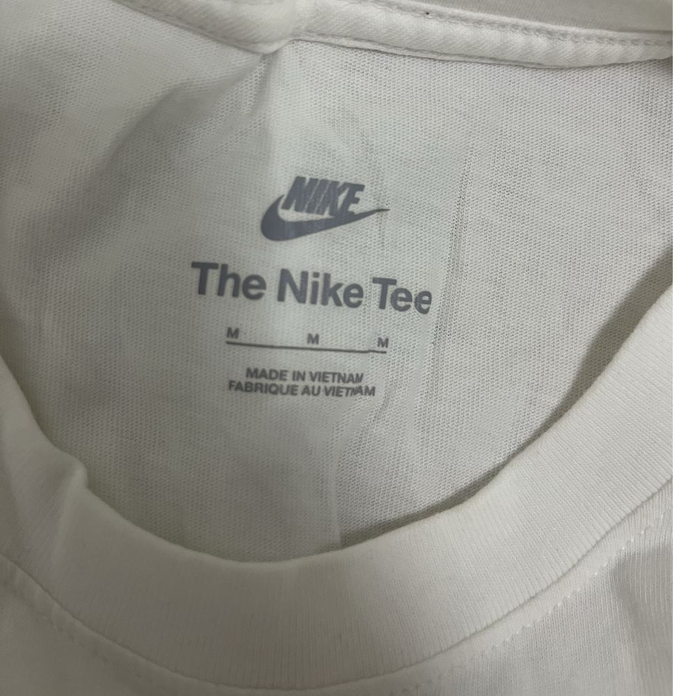 Tricouri Nike de bărbați