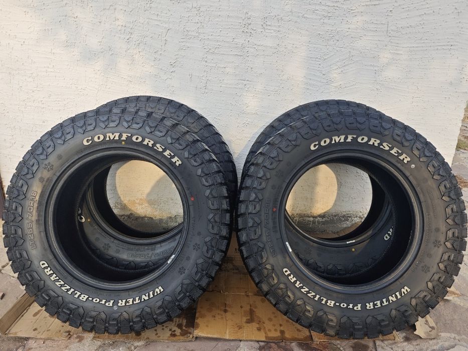 Продам новые зимние шины на шипах Comforser 265/70/18