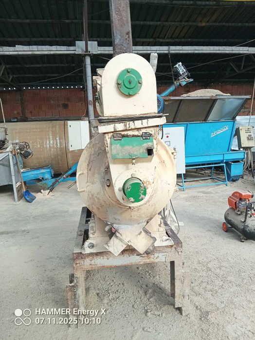 Преса за пелети ОГМ 0.8