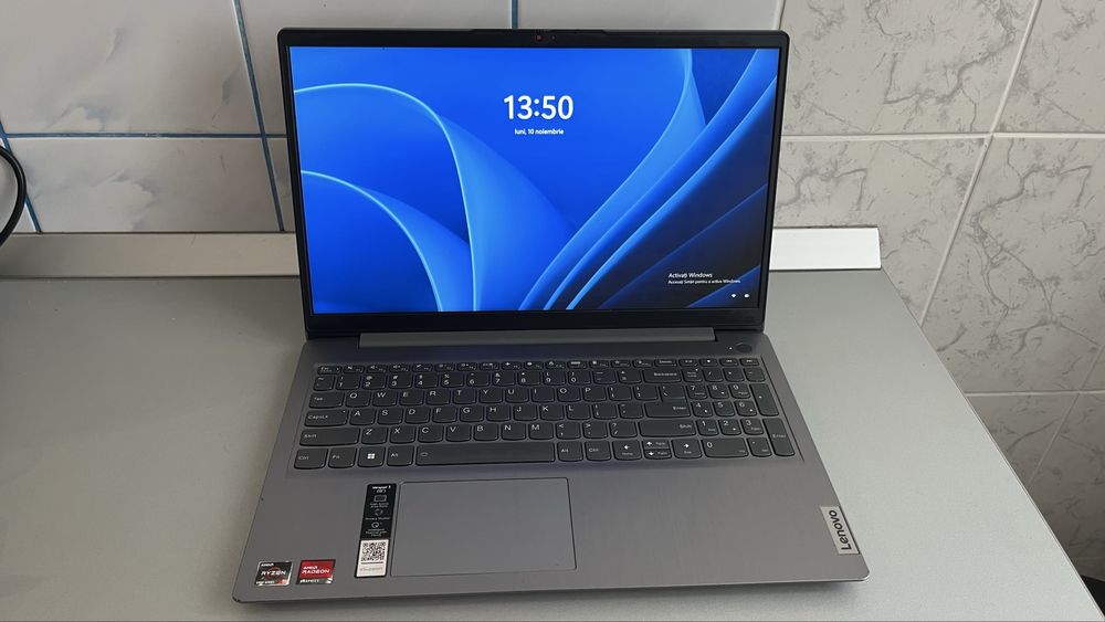 Laptop Lenovo IdeaPad 3 (15”) Ryzen 5, 16 Gb RAM, SSD