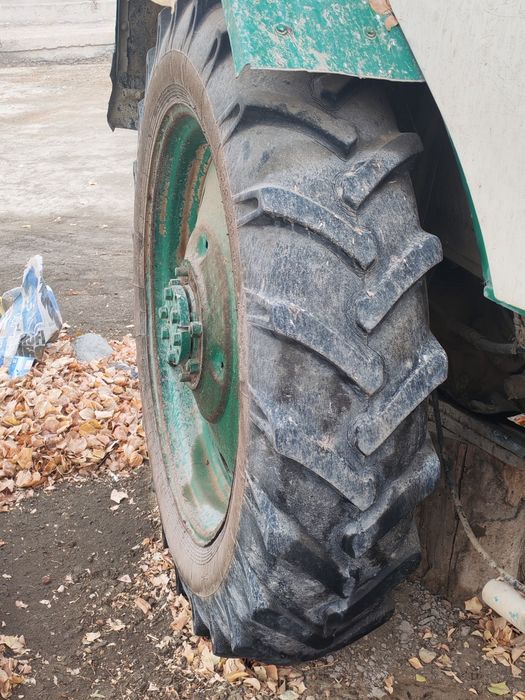 YMZ traktor sotiladi