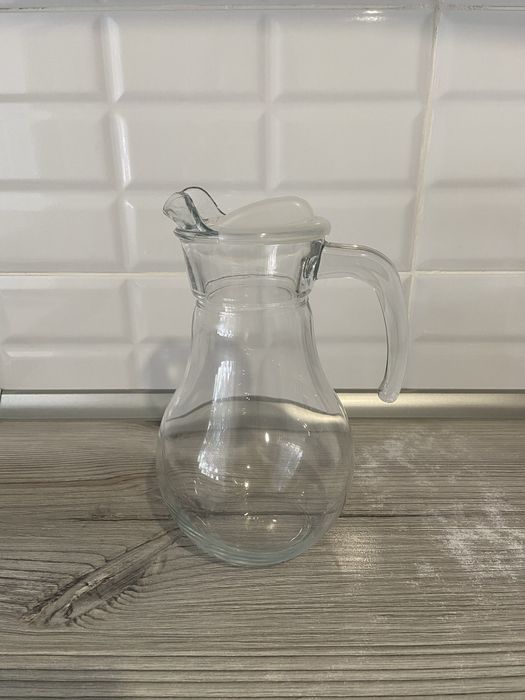 Продам графин кувшин