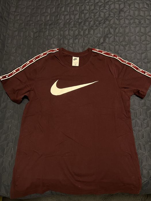 Тениска на Nike.
