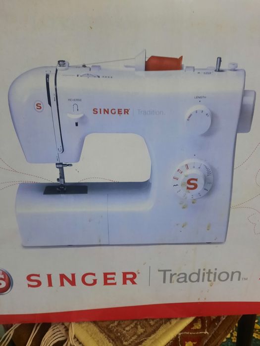 Швейная машинка SINGER Tradition 2250