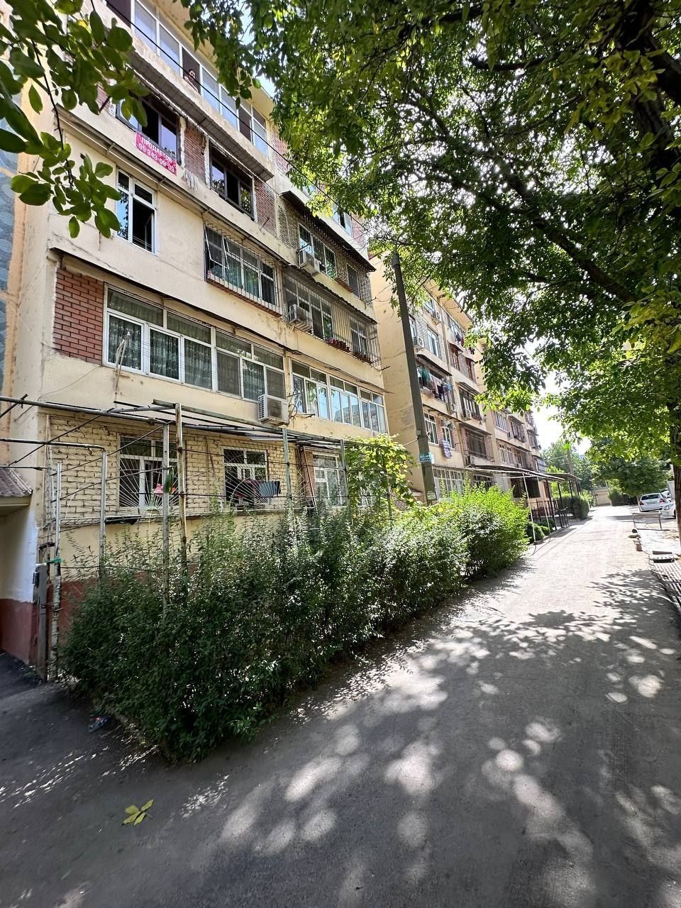 3 хонали уй сотилади барча жихозлари билан,срочно
#Продажа квартиры ID